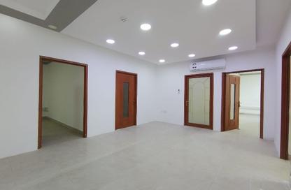 Office Space - Studio - 2 for rent in New Salata - Salata - Doha