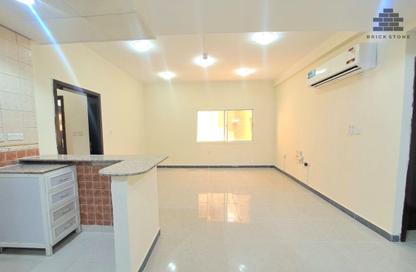 Apartment - 2 - 2 for rent in Thabit Bin Zaid Street - Al Mansoura - Doha
