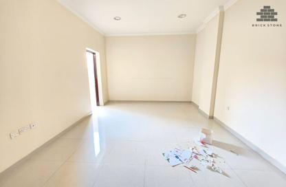 Apartment - 2 Bedrooms - 2 Bathrooms for rent in EB12 - Fereej Bin Mahmoud North - Fereej Bin Mahmoud - Doha
