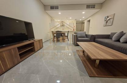 Apartment - 1 Bedroom - 2 Bathrooms for rent in Giardino Gardens - Giardino Villas - The Pearl Island - Doha