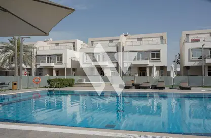 Villa - 3 Bedrooms - 4 Bathrooms for rent in Al Dana st - Muraikh - AlMuraikh - Doha