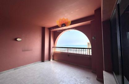 Apartment - 2 Bedrooms - 2 Bathrooms for rent in East Porto Drive - Porto Arabia - The Pearl Island - Doha
