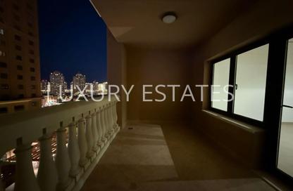 Apartment - 1 Bedroom - 2 Bathrooms for rent in East Porto Drive - Porto Arabia - The Pearl Island - Doha