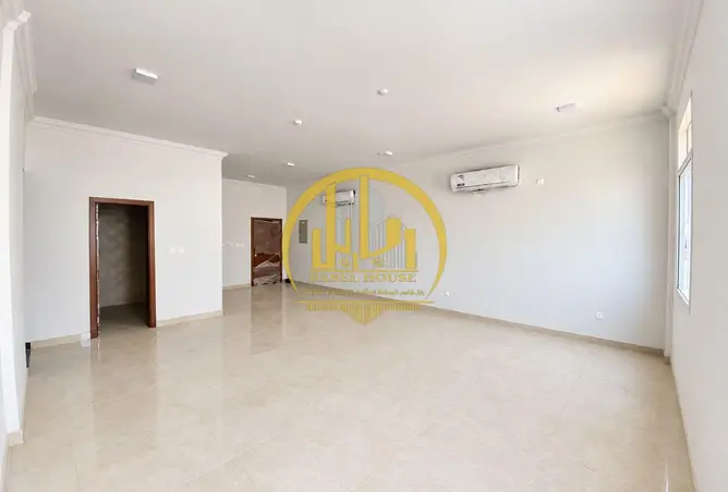 64477388 - Property Image 2
