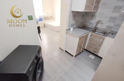 Apartment - Studio - 1 Bathroom for rent in Umm Ghuwailina 4 - Umm Ghuwailina - Doha Apartment - Studio - 1 Bathroom for rent in Umm Ghuwailina 4 - Umm Ghuwailina - Doha