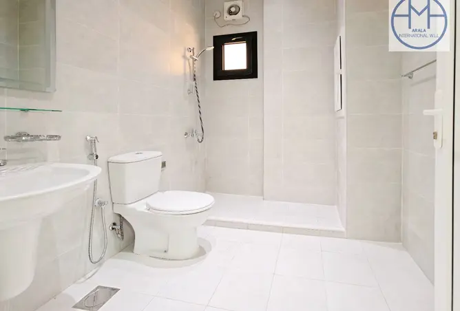 63348958 - Property Image 2