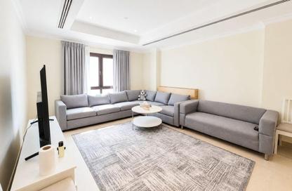 Apartment - 1 Bedroom - 2 Bathrooms for rent in West Porto Drive - Porto Arabia - The Pearl Island - Doha