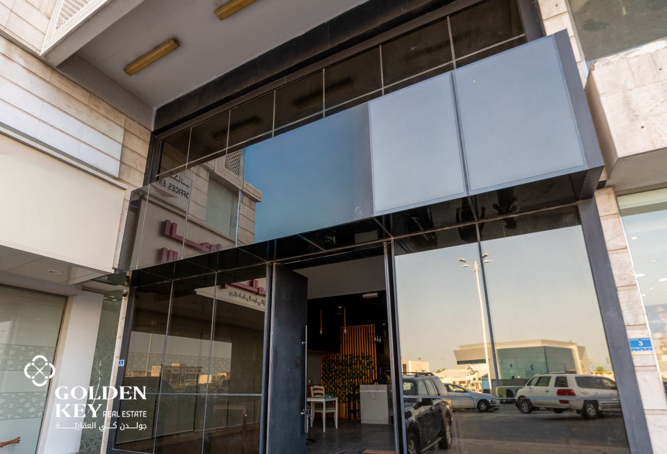 Ready Restaurant with Modern Fit-Out for Rent