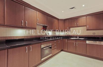 Apartment - 2 Bedrooms - 2 Bathrooms for rent in East Porto Drive - Porto Arabia - The Pearl Island - Doha
