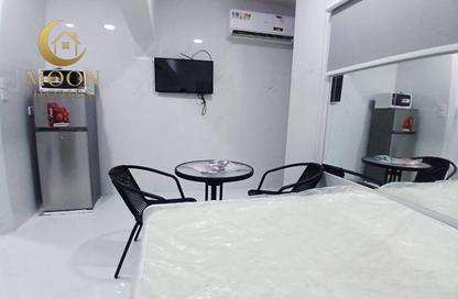 Apartment - Studio - 1 Bathroom for rent in Umm Ghwailina Comm - Umm Ghuwalina - Umm Ghuwailina - Doha