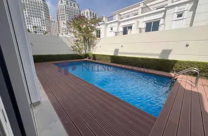Villa - 6 Bedrooms - 7+ Bathrooms for rent in Floresta Gardens - Floresta Gardens - The Pearl Island - Doha