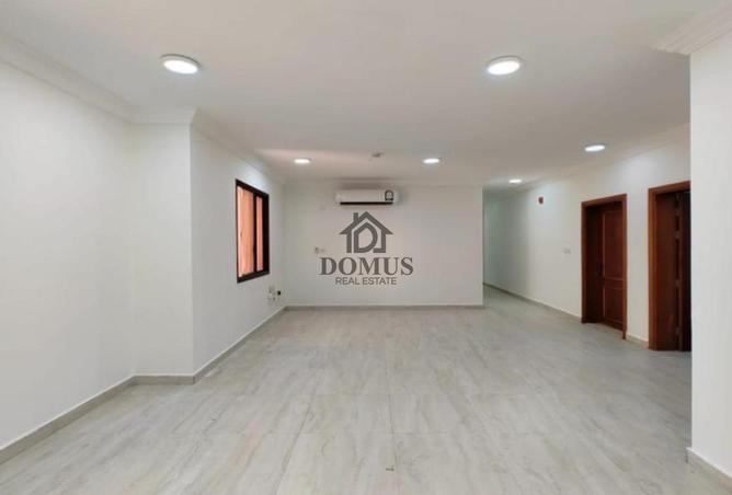 56267519 - Property Image 2