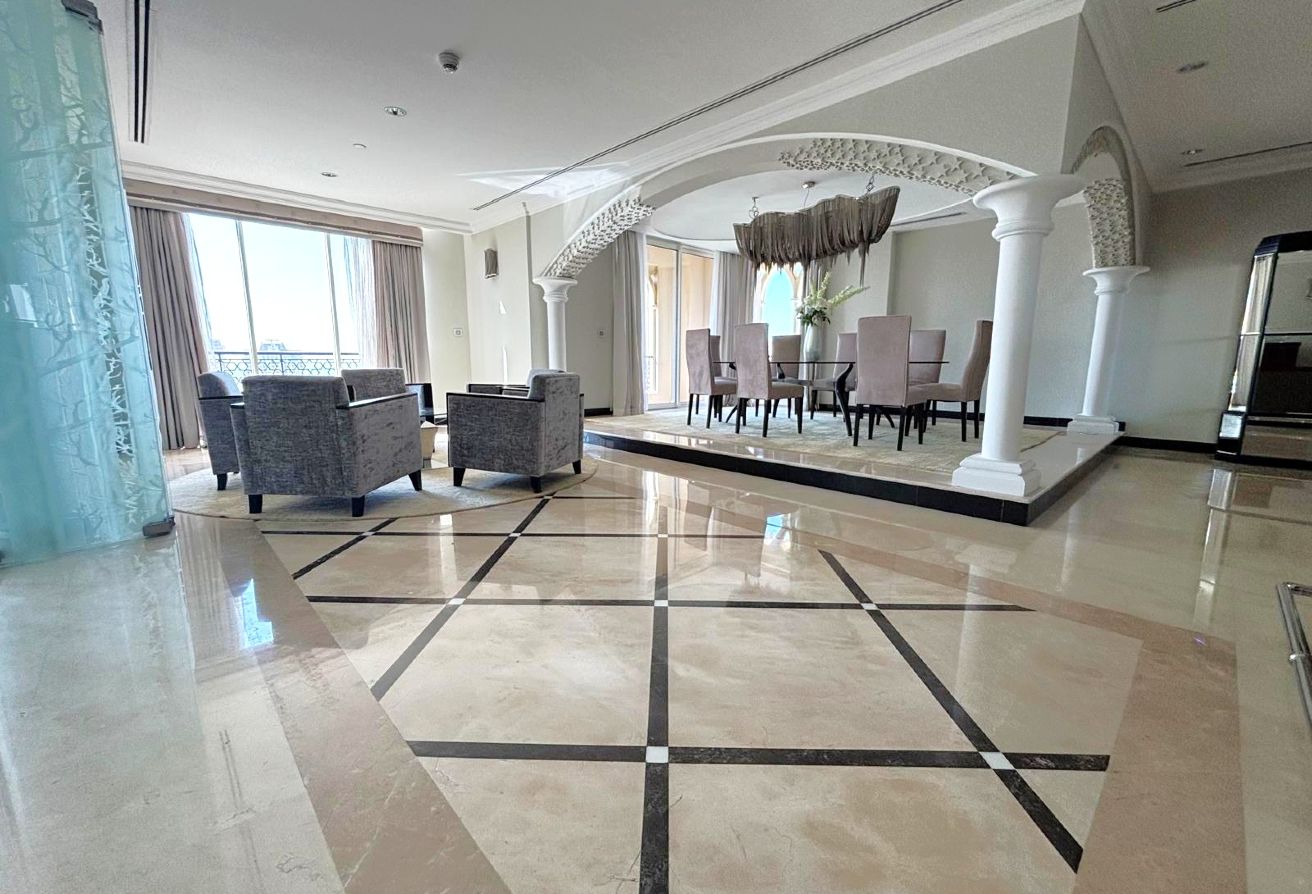 SPECTACULAR 2 STORIES PENTHOUSE BILLS INCLUDED