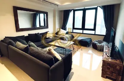 Apartment - 1 Bedroom - 2 Bathrooms for sale in East Porto Drive - Porto Arabia - The Pearl Island - Doha