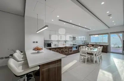 Villa - 5 Bedrooms - 6 Bathrooms for rent in Wadi Al Markh - Muraikh - AlMuraikh - Doha