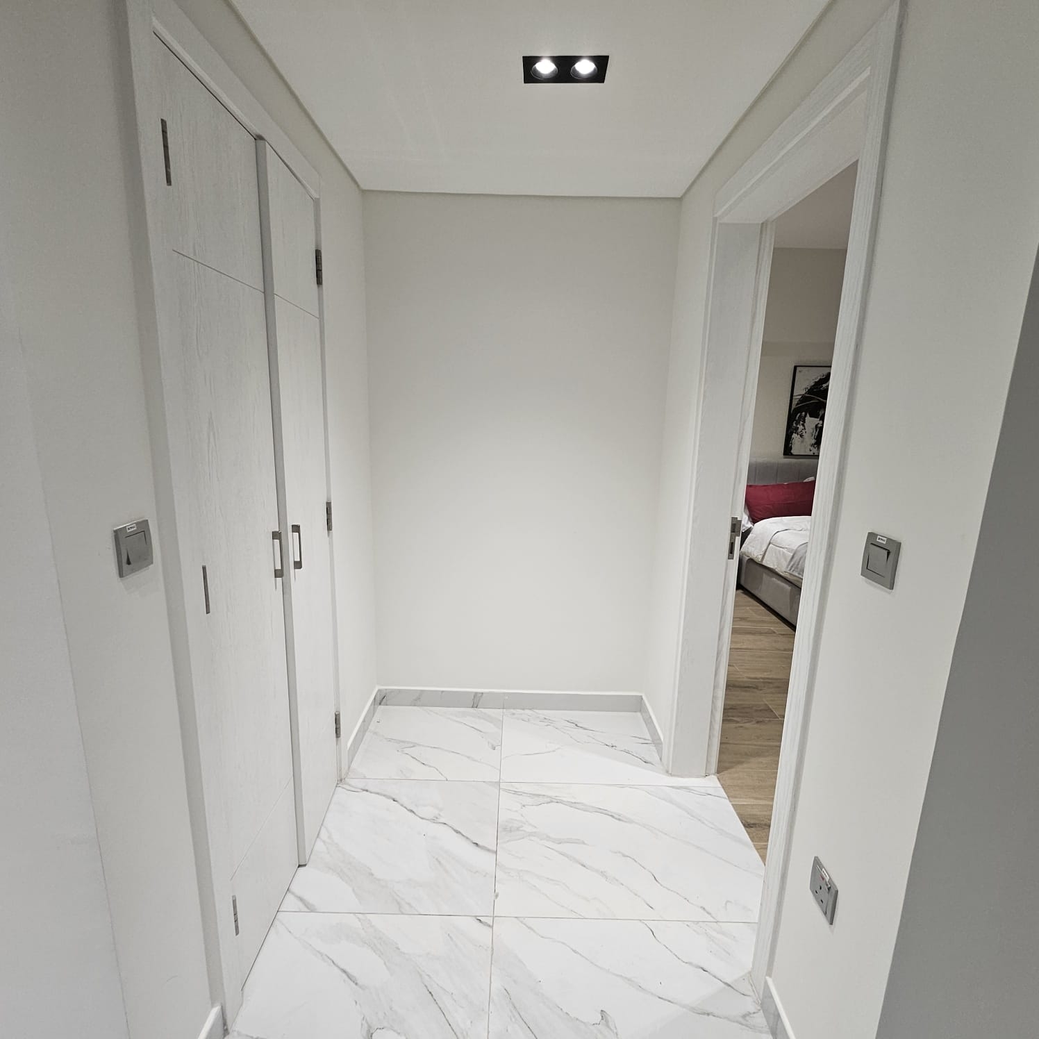 BRAND NEW 1BEDROOM FULLY FURNISHED BALCONY thumbnail 12
