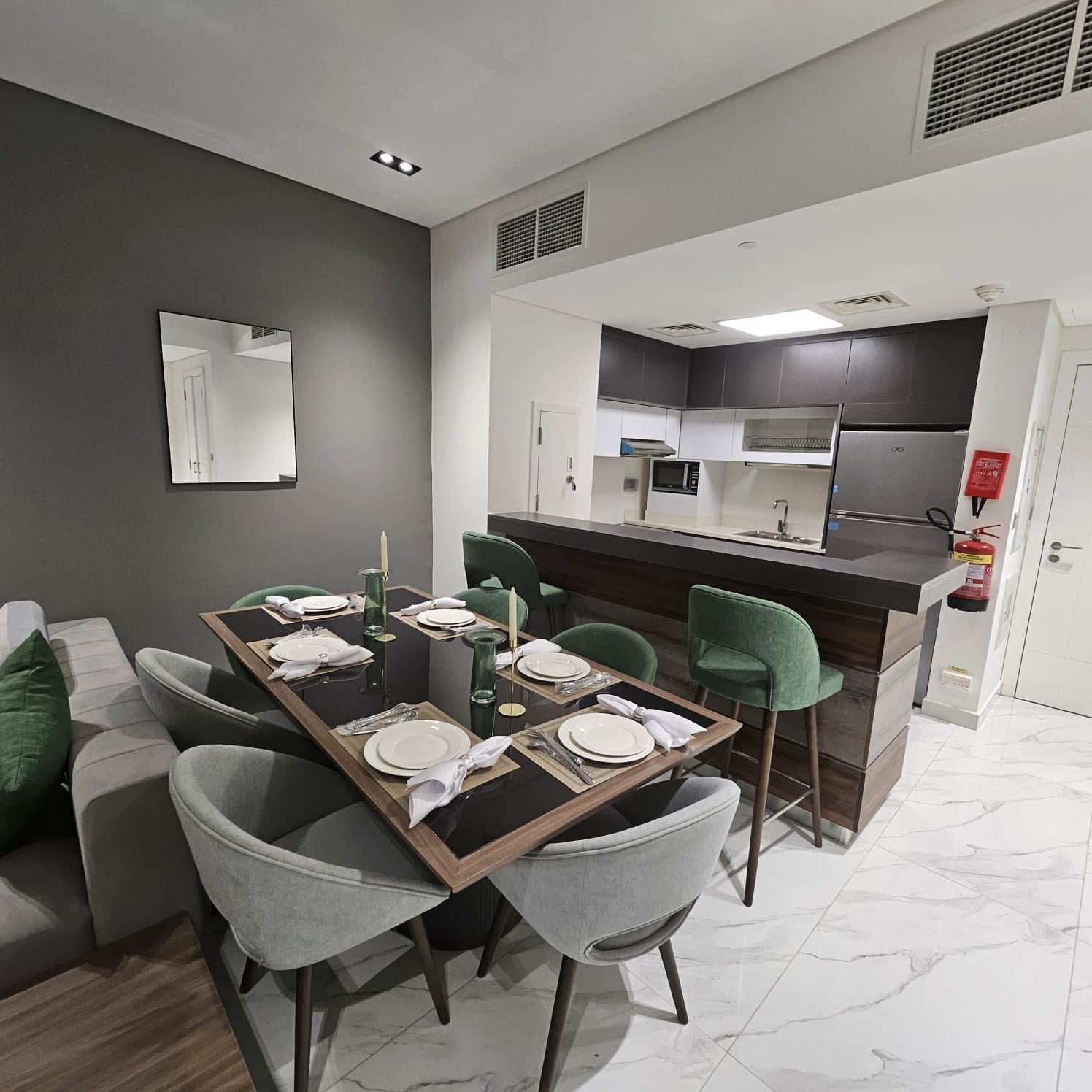 BRAND NEW 1BEDROOM FULLY FURNISHED BALCONY thumbnail 11