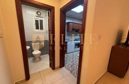 Apartment - 3 Bedrooms - 3 Bathrooms for rent in Al Thani Commercial building - Musheireb - Musheireb - Doha