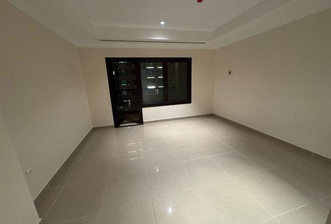 1012811 - Property Image 2