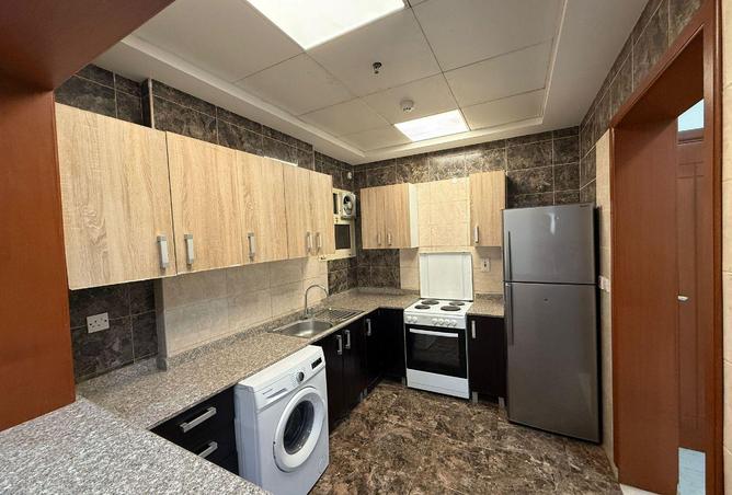 1008038 - Property Image 3