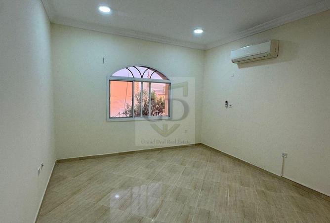 56566480 - Property Main Image
