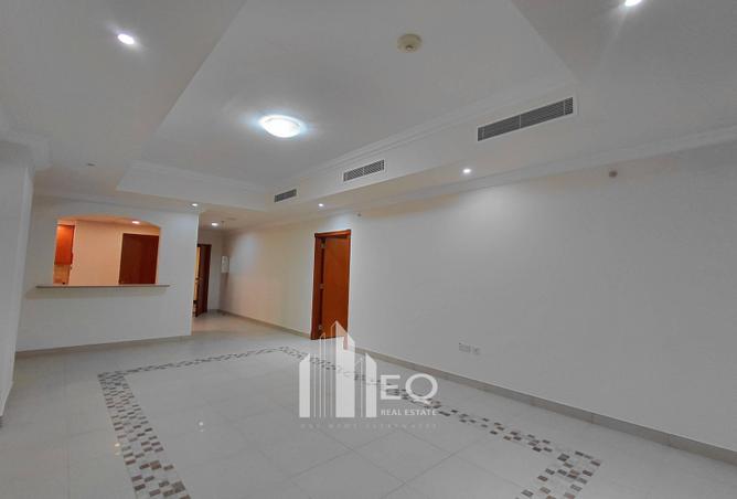 56668139 - Property Image 2