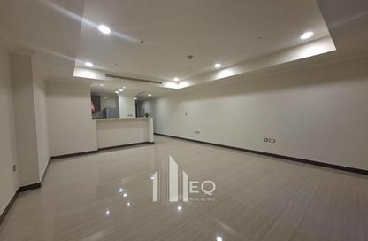 Apartment - Studio - 1 Bathroom for rent in East Porto Drive - Porto Arabia - The Pearl Island - Doha