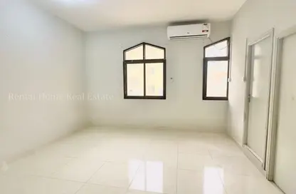 Apartment - Studio - 1 Bathroom for rent in Bin Omran - Fereej Bin Omran - Doha