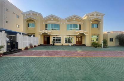 مجمع سكني - 4 - 4 للايجار في شارع  بو هامو - أبو هامور - الدوحة