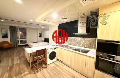 Apartment - Studio - 1 Bathroom for rent in Viva East - Viva Bahriyah - The Pearl Island - Doha