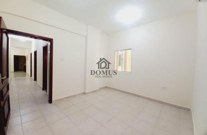 Apartment - 3 Bedrooms - 3 Bathrooms for rent in Thabit Bin Zaid Street - Al Mansoura - Doha