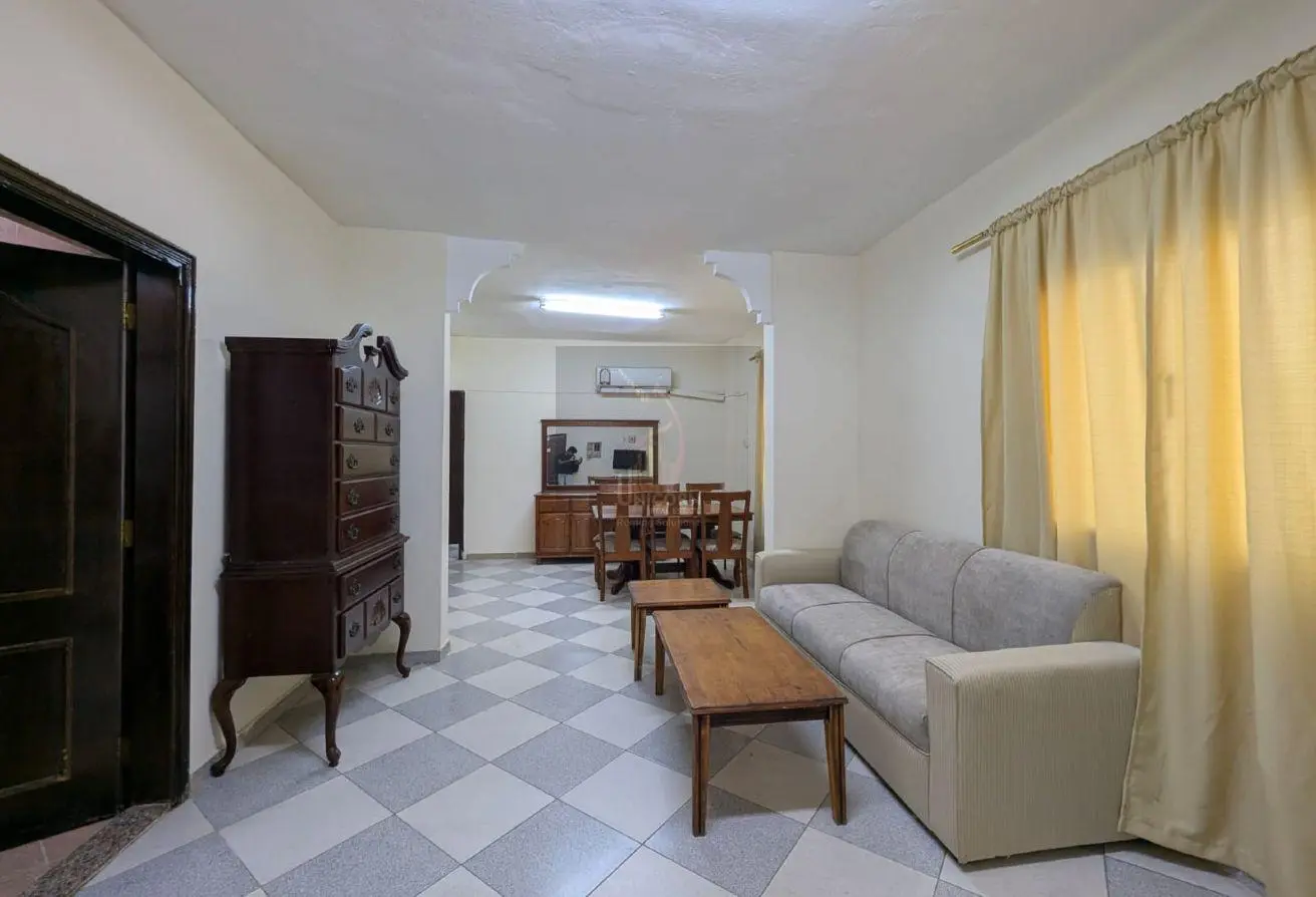 62185279 - Property Main Image