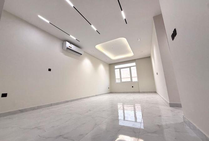 2OncvU6Q73Q - Property Image 2