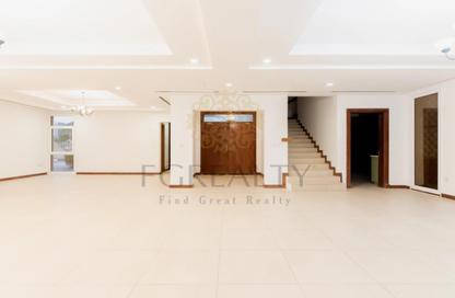مجمع سكني - 5 غرف نوم - 5 حمامات للايجار في برج وست باي - الخليج الجنوبي - الخليج الغربي - الدوحة
