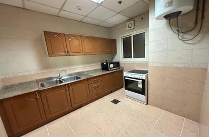 Apartment - 2 Bedrooms - 2 Bathrooms for rent in Citadel Corniche 72 - C-Ring - Doha Apartment - 2 Bedrooms - 2 Bathrooms for rent in Citadel Corniche 72 - C-Ring - Doha