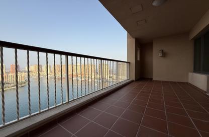 Apartment - 3 Bedrooms - 3 Bathrooms for rent in East Porto Drive - Porto Arabia - The Pearl Island - Doha