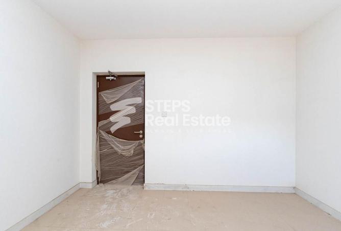 974532 - Property Image 2