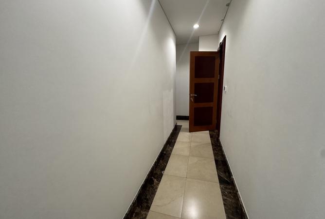 61730800 - Property Image 3