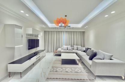 Apartment - 2 Bedrooms - 3 Bathrooms for rent in Giardino Gardens - Giardino Villas - The Pearl Island - Doha