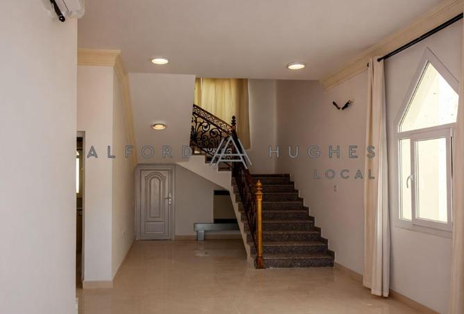 54008729 - Property Image 3