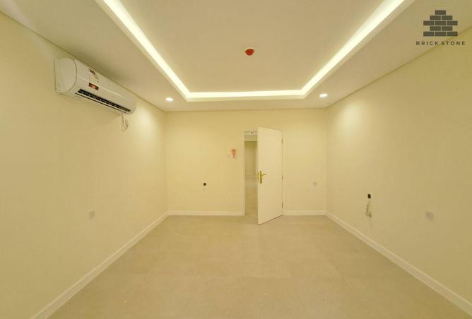 52363898 - صورة العقار 3