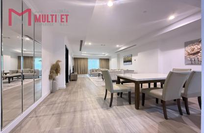 Apartment - 1 Bedroom - 2 Bathrooms for rent in West Porto Drive - Porto Arabia - The Pearl Island - Doha