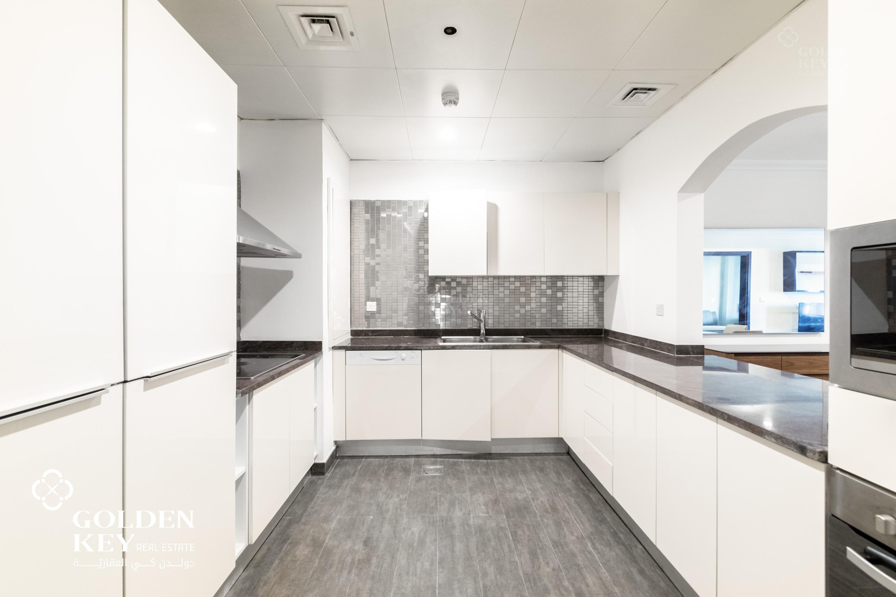 Ready to Move | Qatar Cool Included | 1BR+Office