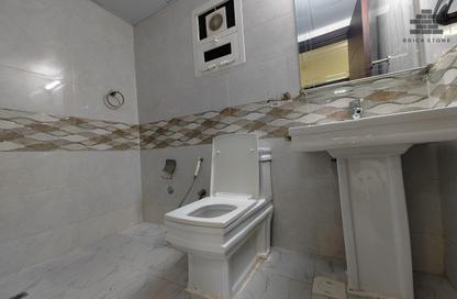 Apartment - 2 Bedrooms - 2 Bathrooms for rent in Al Mansoura - Al Mansoura - Doha