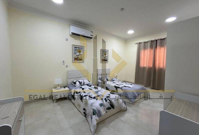 992727 - Property Image 3