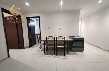 Apartment - 1 Bedroom - 1 Bathroom for rent in Umm Ghwailina Comm - Umm Ghuwalina - Umm Ghuwailina - Doha