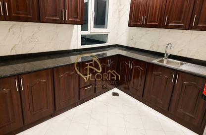 Whole Building - 2 Bedrooms - 2 Bathrooms for sale in Umm Ghwailina Comm - Umm Ghuwalina - Umm Ghuwailina - Doha Whole Building - 2 Bedrooms - 2 Bathrooms for sale in Umm Ghwailina Comm - Umm Ghuwalina - Umm Ghuwailina - Doha