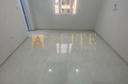 Apartment - 2 - 2 for rent in Al Nasr Street - Al Nasr - Doha