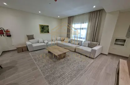 شقة - غرفة نوم - 2 حمامات للايجار في حدائق جاردينو - فيلات جاردينو - جزيرة اللؤلؤة - الدوحة