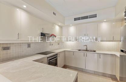 Apartment - 1 Bedroom - 2 Bathrooms for rent in Chateau - Qanat Quartier - The Pearl Island - Doha Apartment - 1 Bedroom - 2 Bathrooms for rent in Chateau - Qanat Quartier - The Pearl Island - Doha